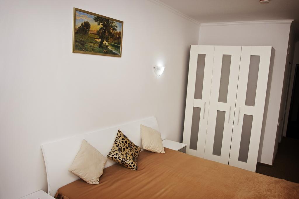 Rhc Royal Hotel Oradea Værelse billede