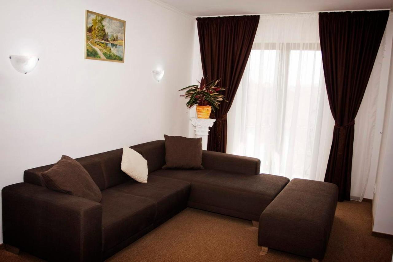 Rhc Royal Hotel Oradea Eksteriør billede
