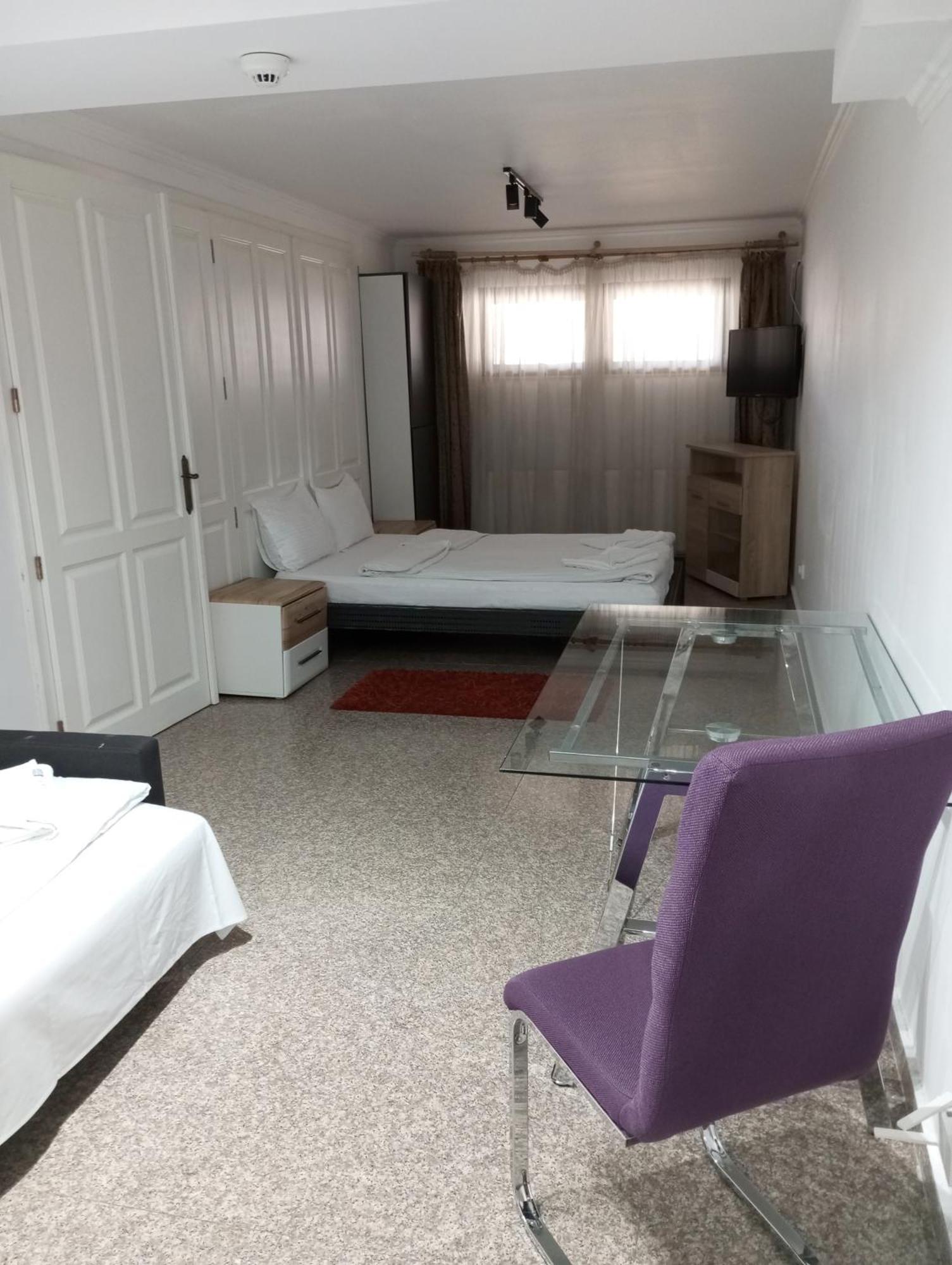 Rhc Royal Hotel Oradea Eksteriør billede