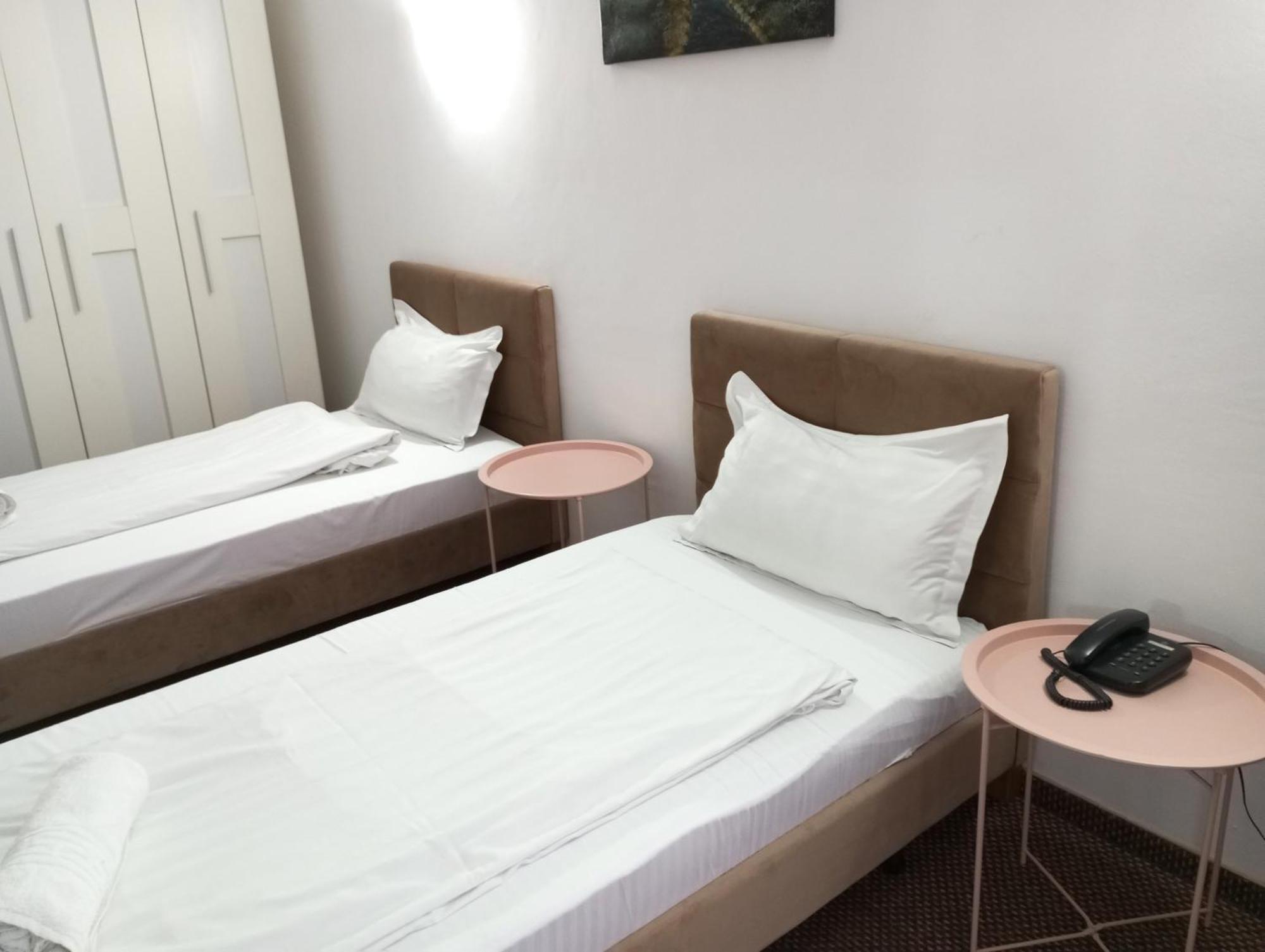 Rhc Royal Hotel Oradea Eksteriør billede